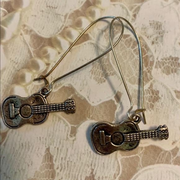 Guitar earrings - Picture 2 of 8
